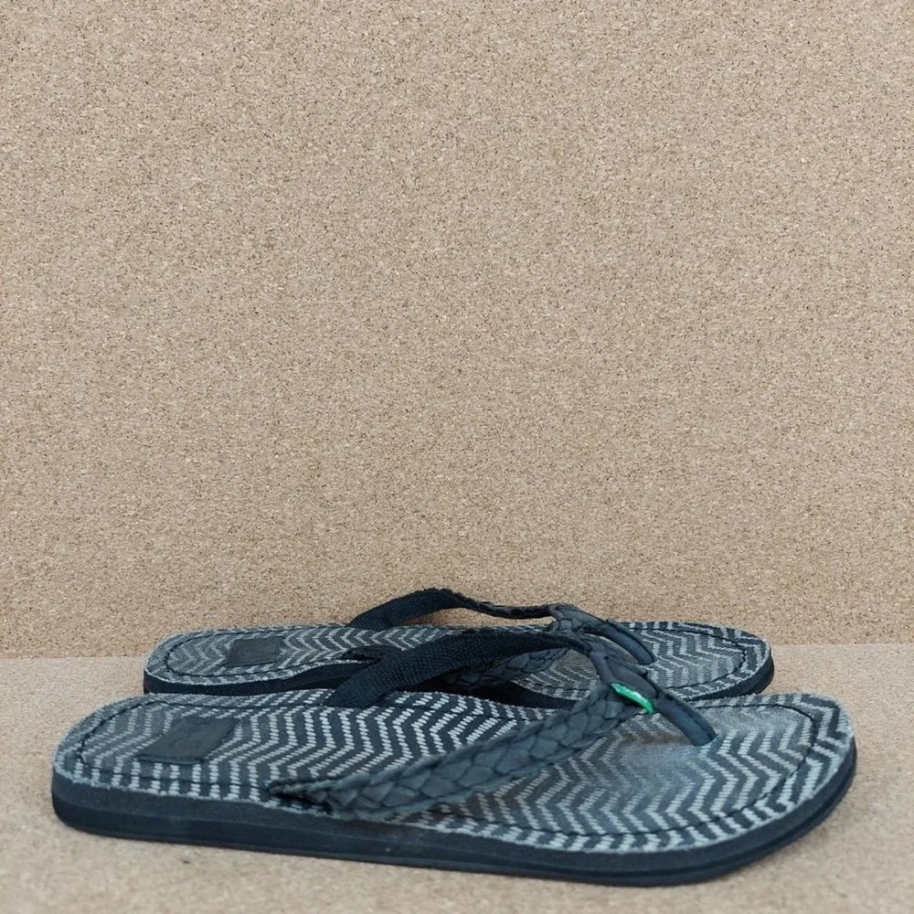 Sanuk Womens Slip On Flip Flop Thong Sandals Sz 6